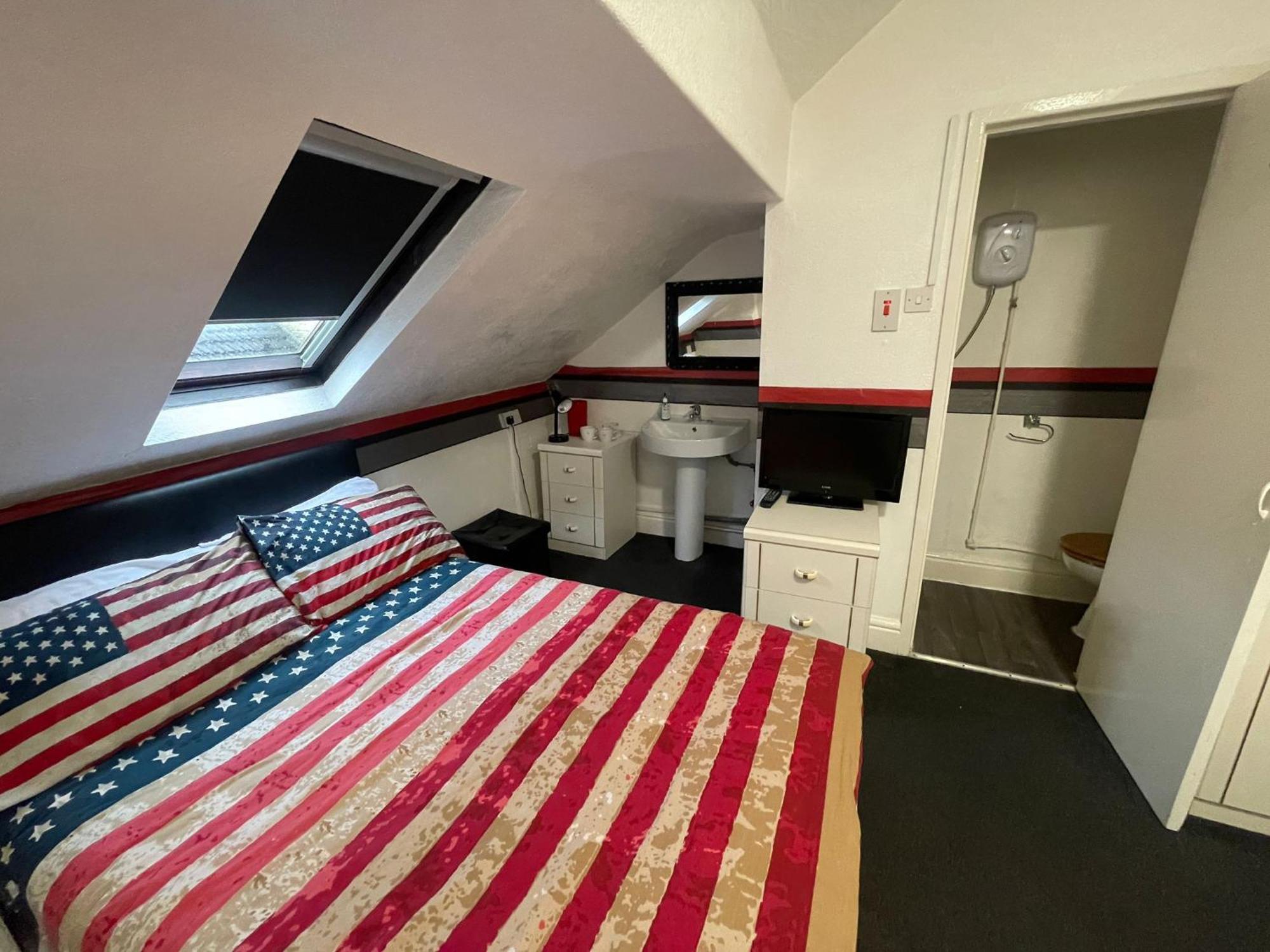 Manhattan 3* Blackpool