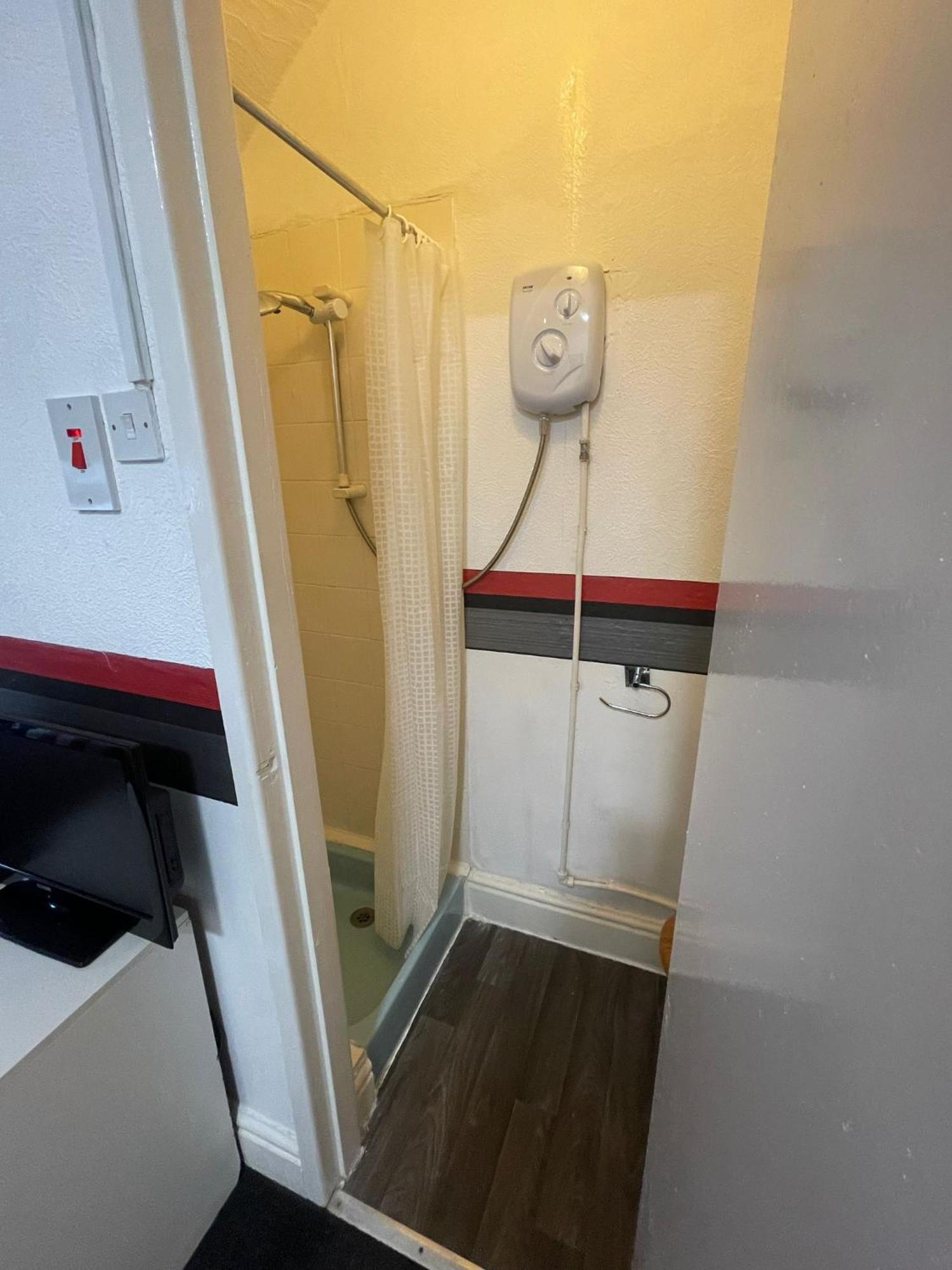 Manhattan Guest house 3*