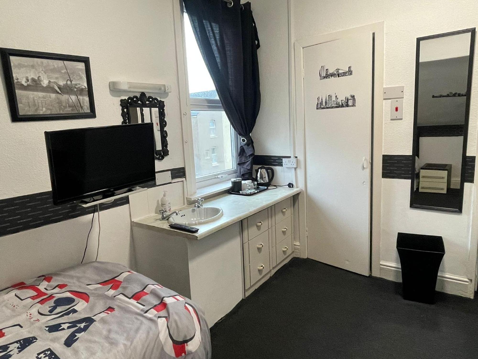 Manhattan Guest house Blackpool