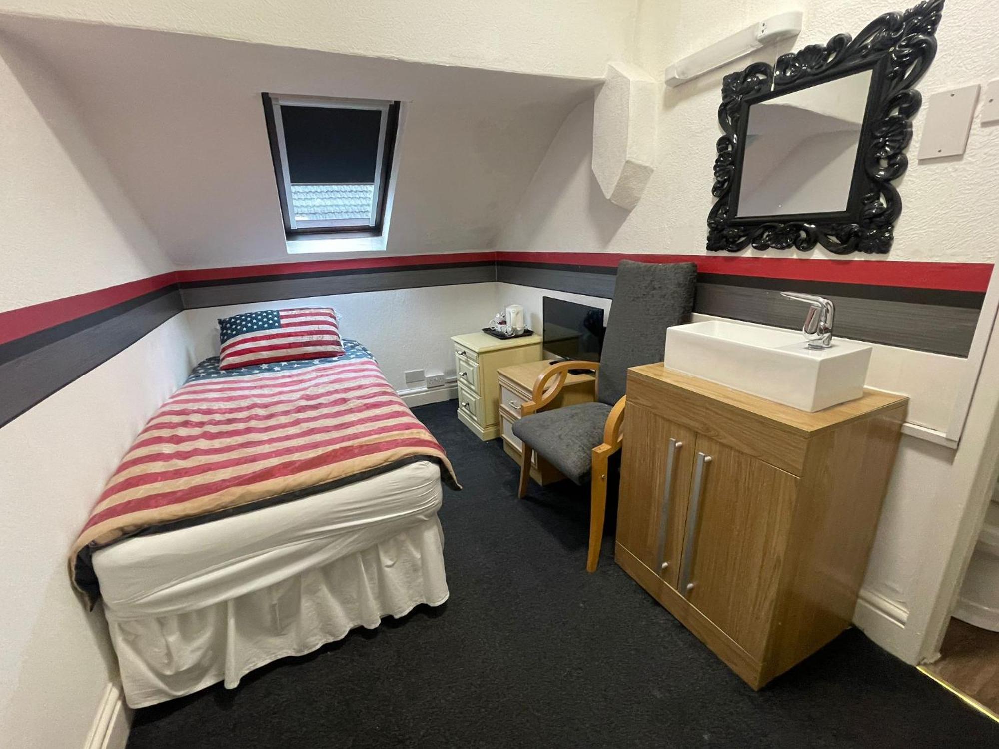Manhattan Guest house