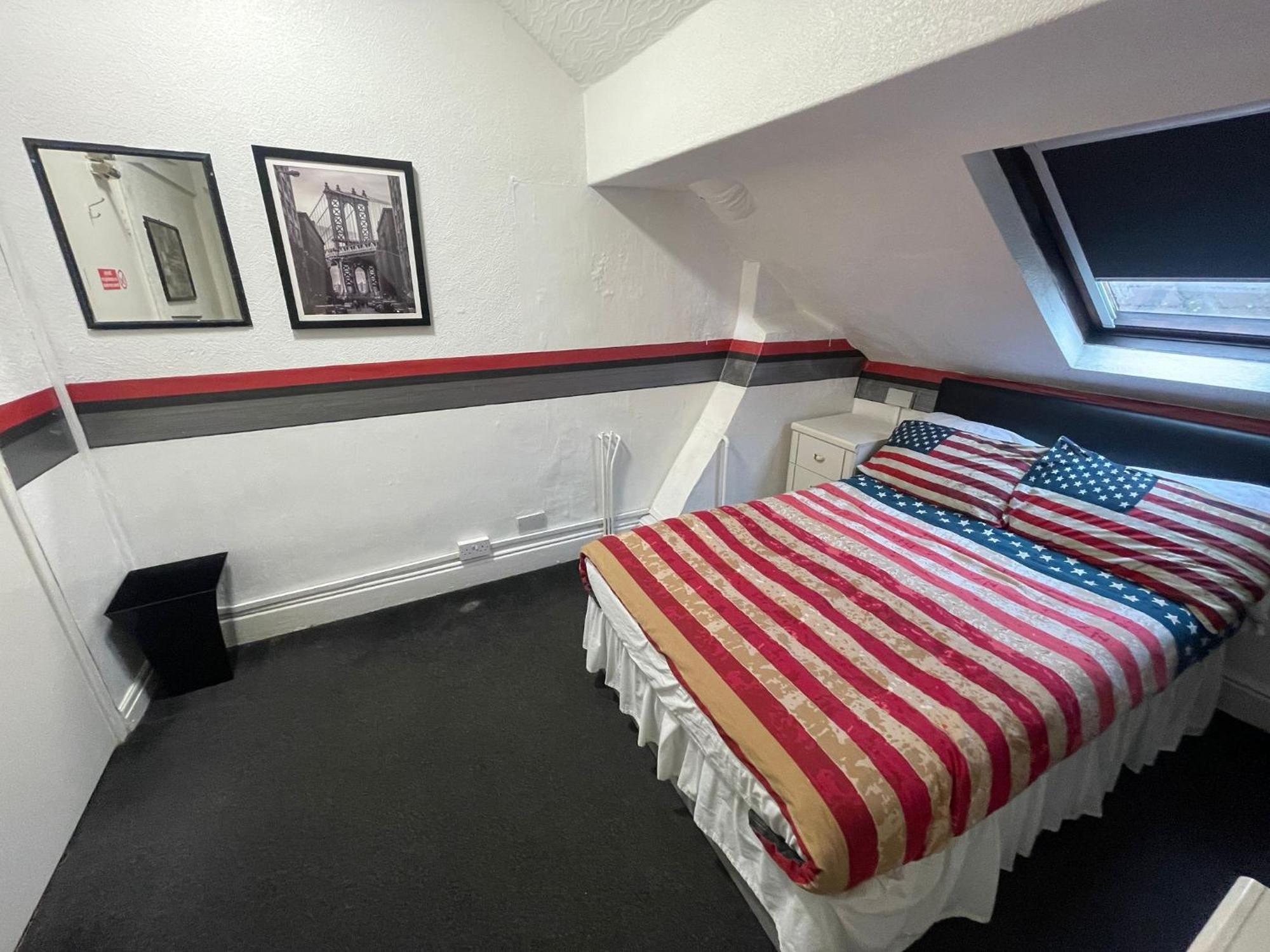 Manhattan 3* Blackpool