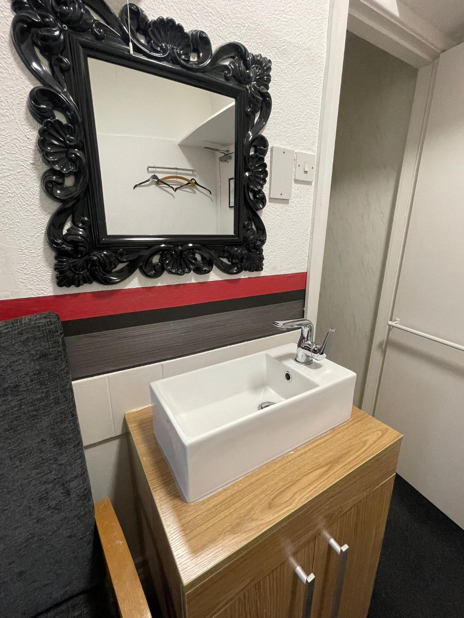 Guest house Manhattan 3*