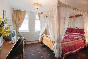 Guest house Manhattan 3*